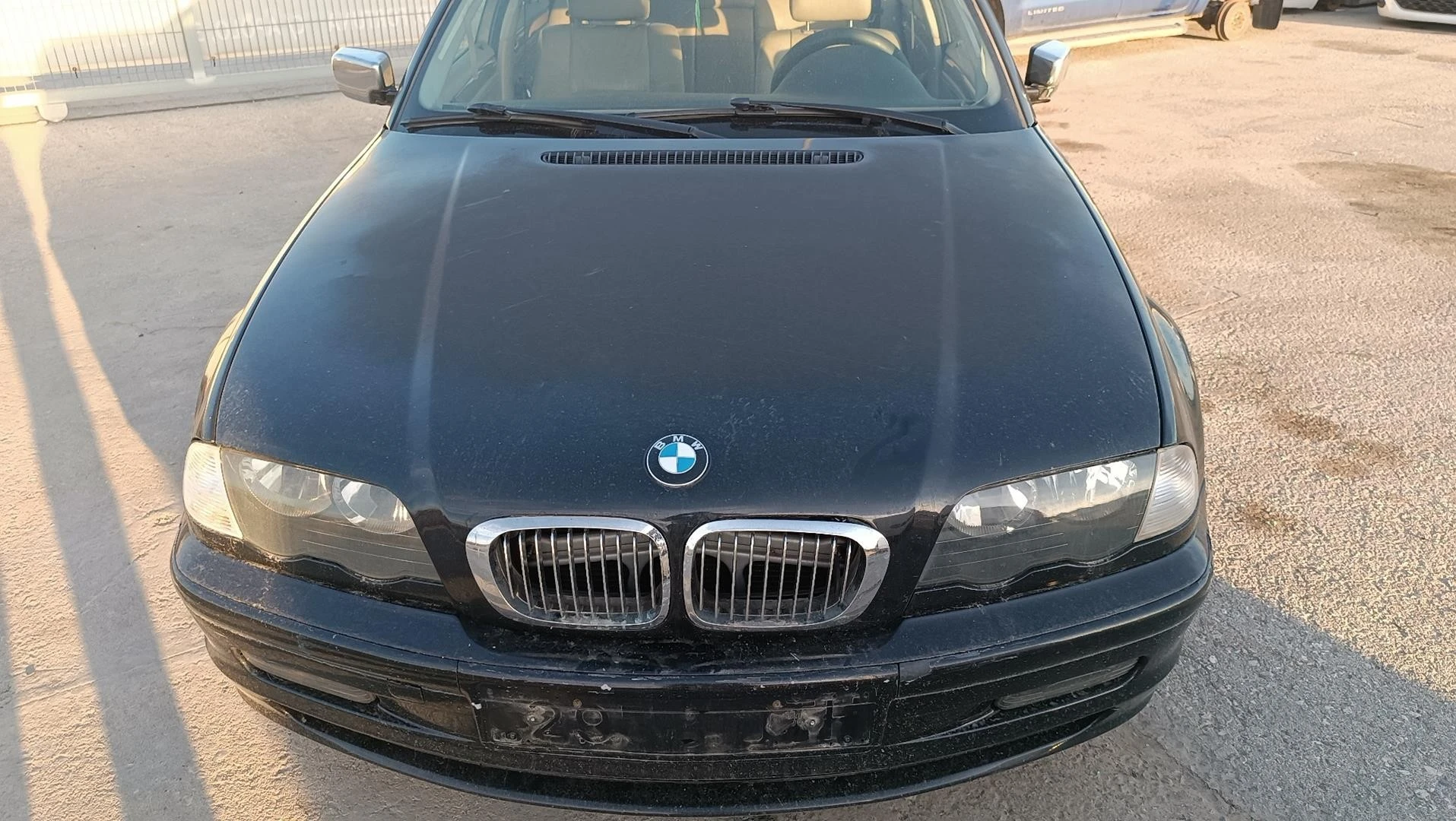 CAPÔ BMW 3