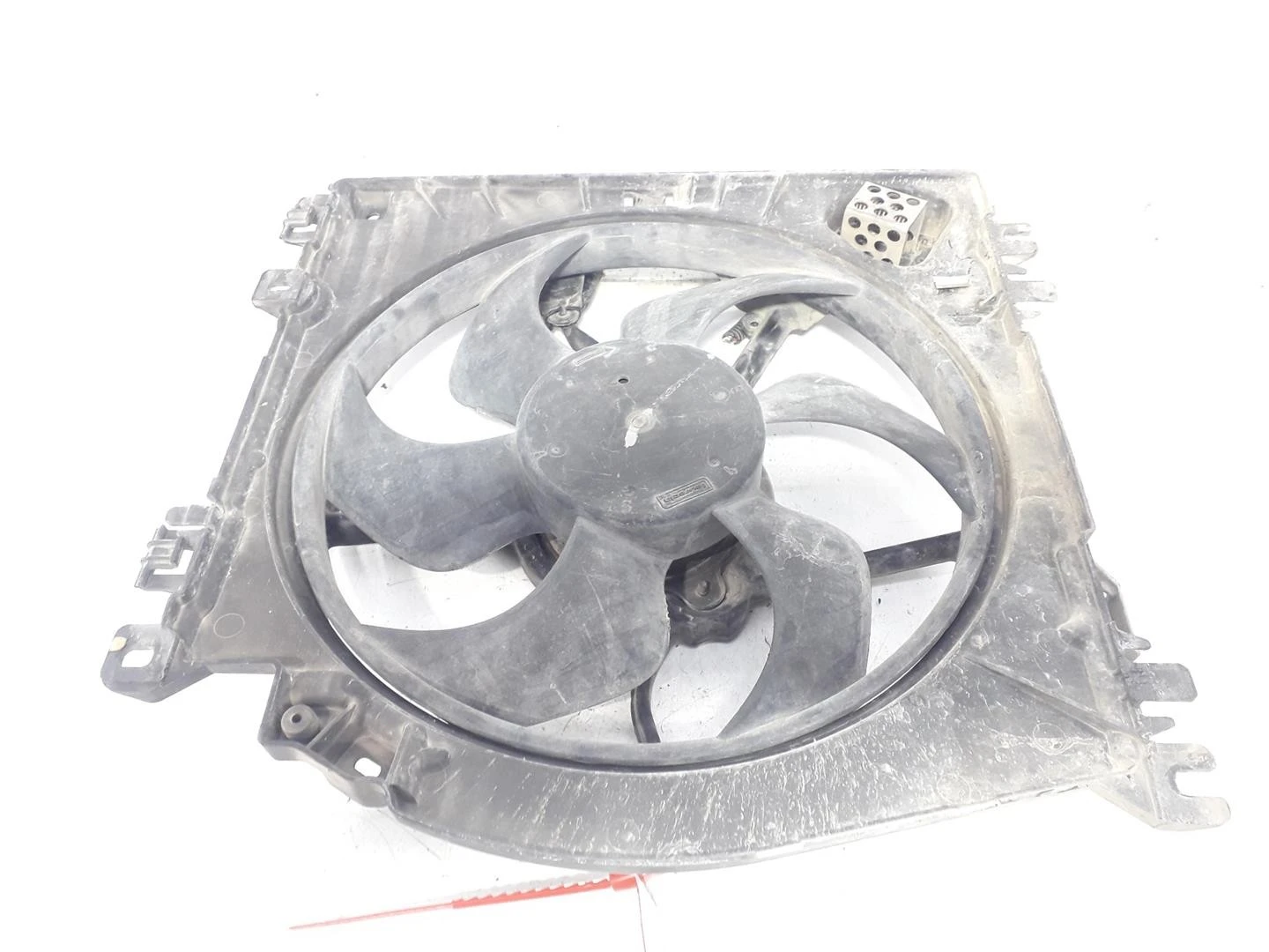 ELETROVENTILADOR NISSAN MICRA III