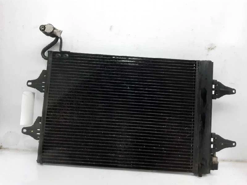 CONDENSADOR DE RADIADOR DE AR CONDICIONADO SKODA FABIA I