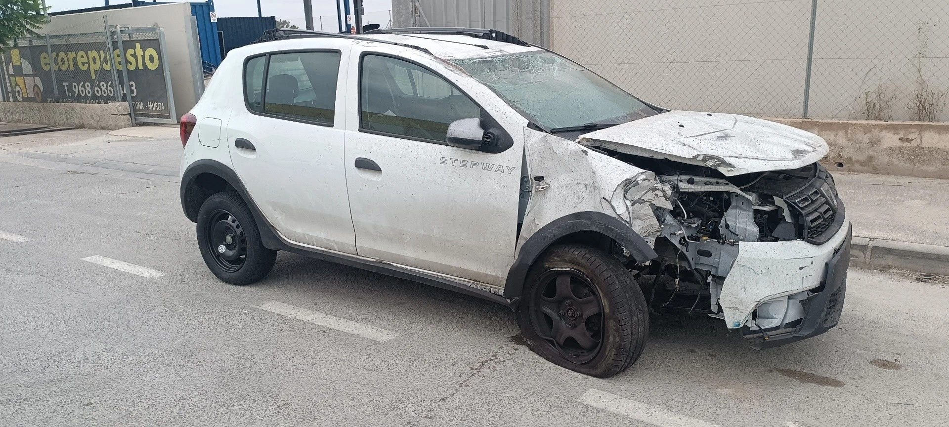 FECHADURA PORTA FRENTE DIREITA DACIA SANDERO II