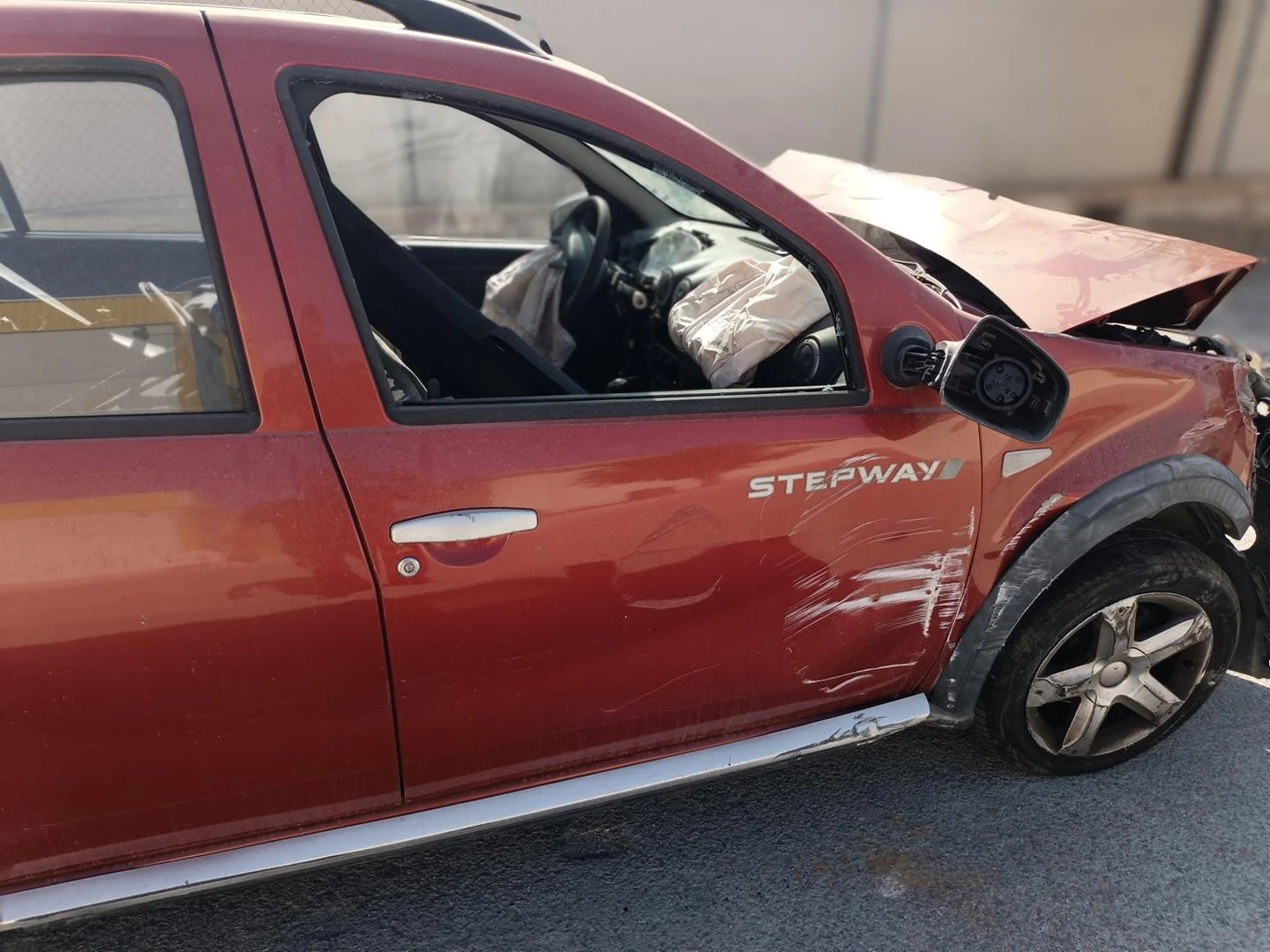 FECHADURA PORTA FRENTE DIREITA DACIA SANDERO II