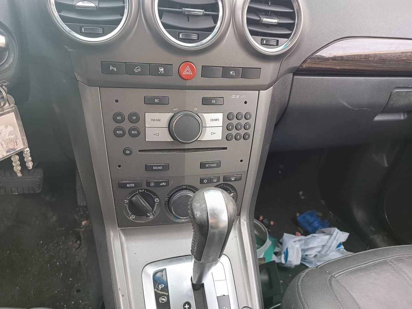 SISTEMA DE ÁUDIO RÁDIO CD OPEL ANTARA