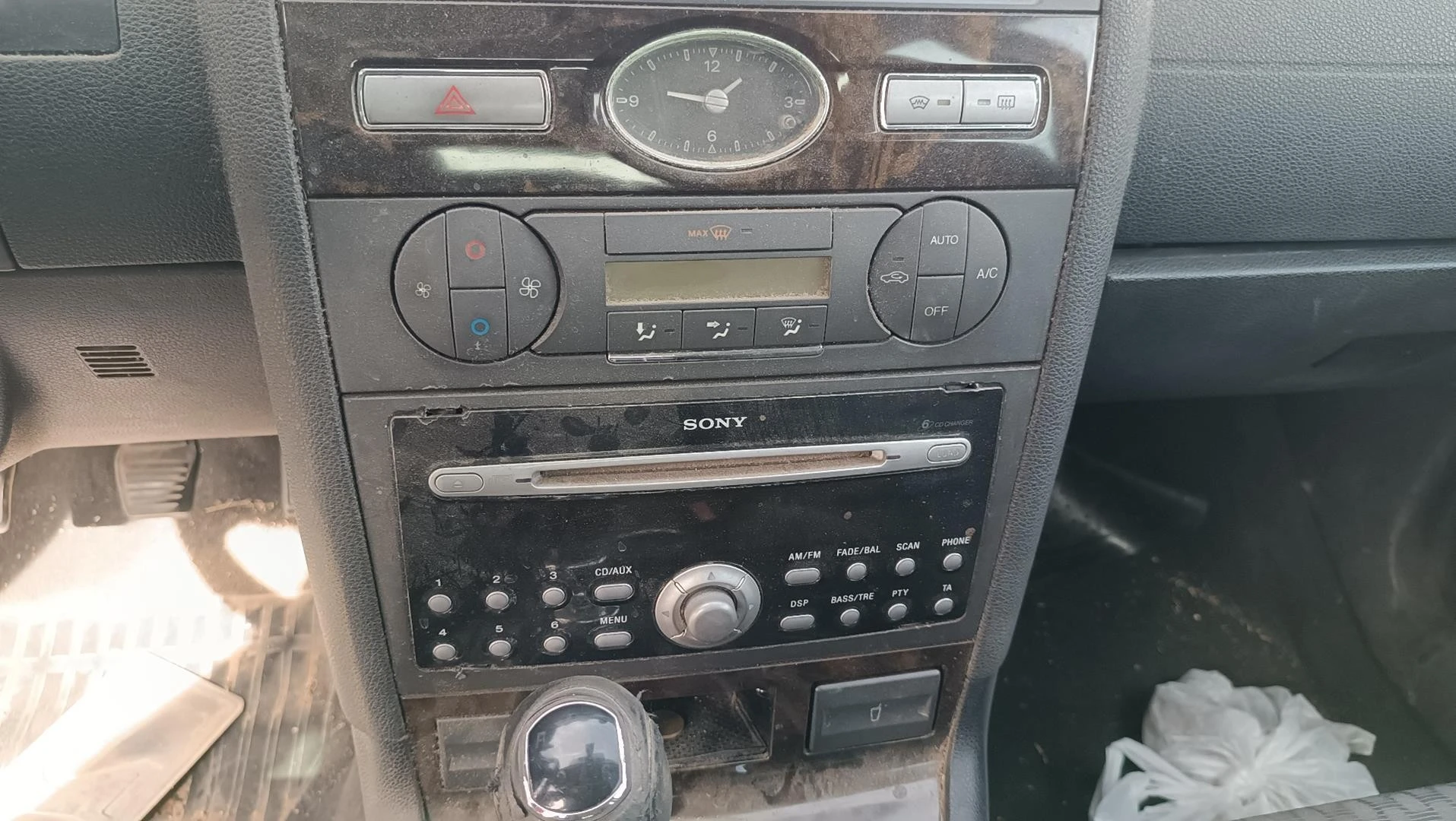 SISTEMA DE ÁUDIO RÁDIO CD FORD MONDEO III SEDÁN