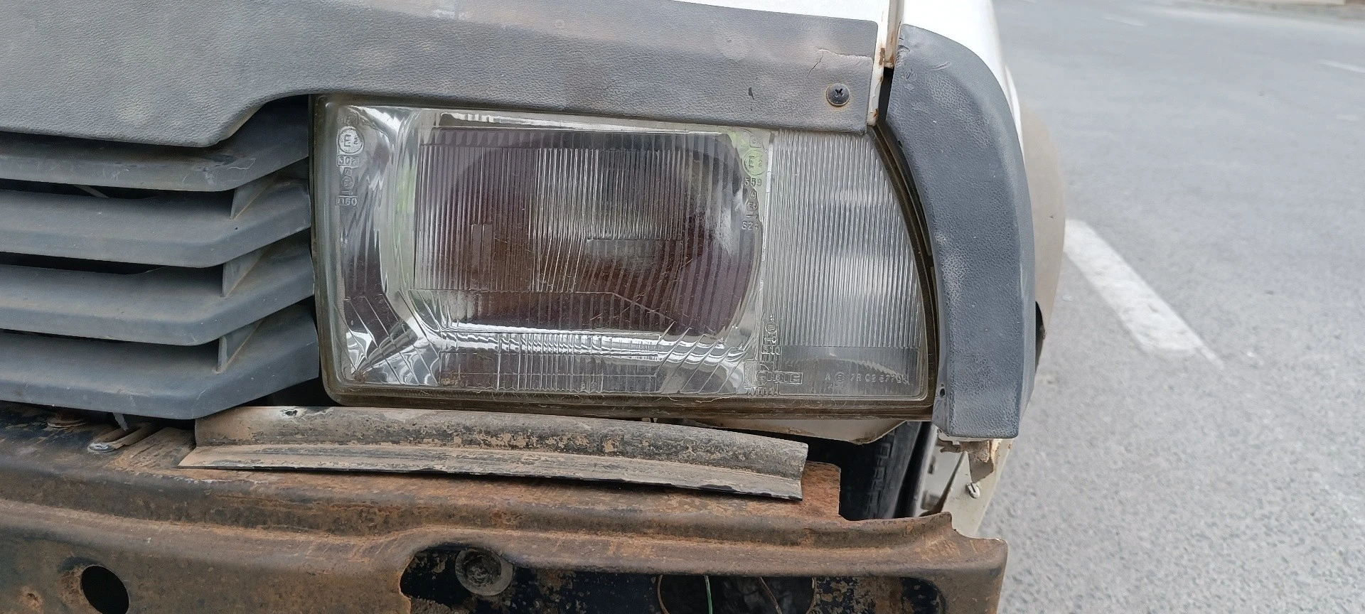 FAROL ESQUERDO CITROЁN C15