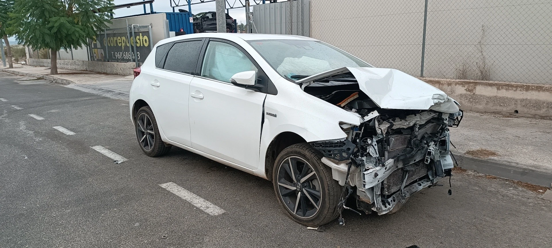 FECHADURA PORTA TRASEIRA ESQUERDA TOYOTA AURIS