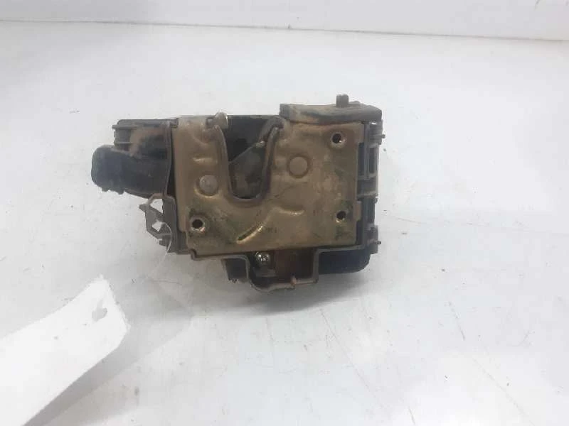 FECHADURA PORTA TRASEIRA ESQUERDA VW GOLF III