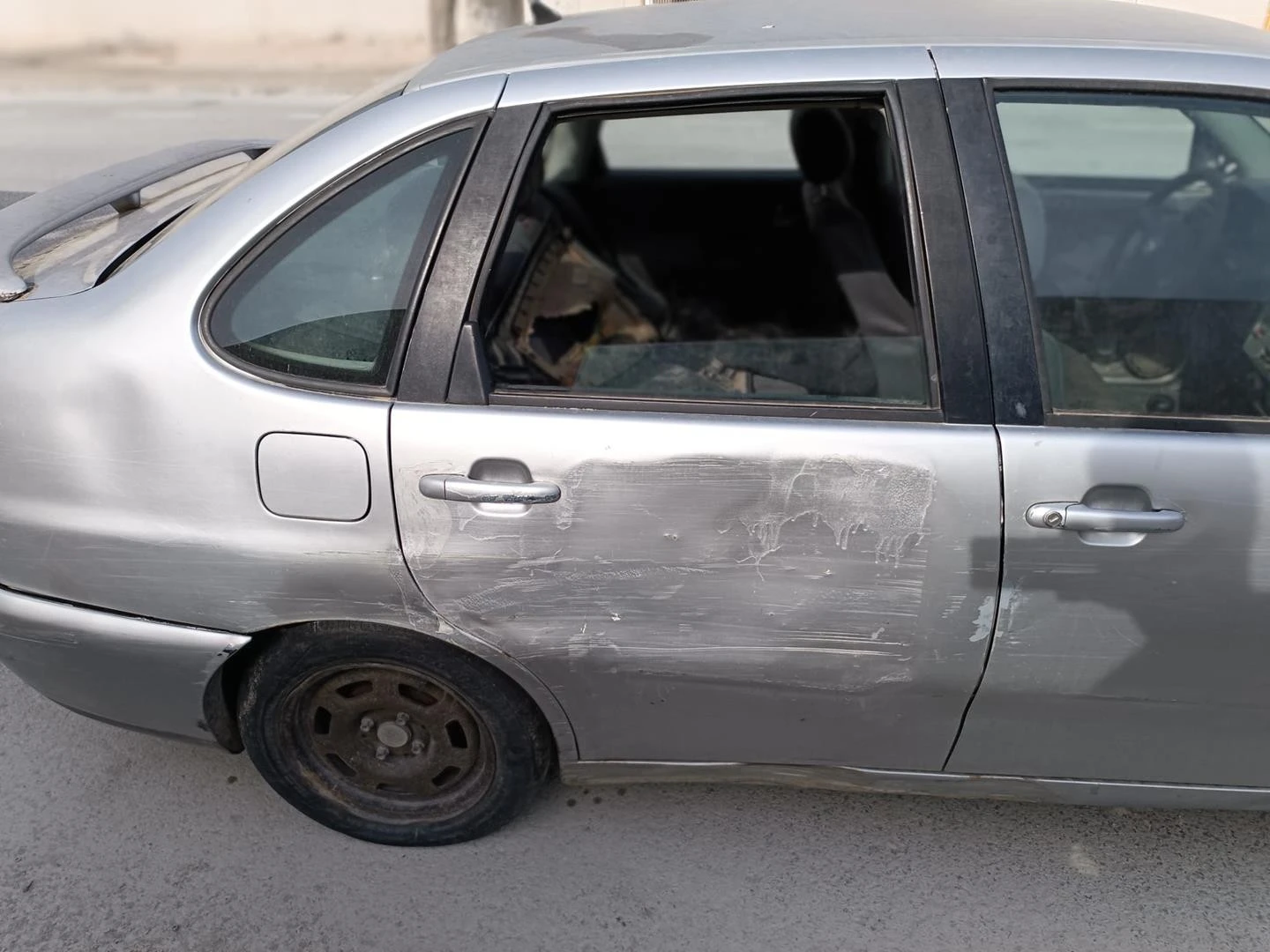 FECHADURA PORTA TRASEIRA DIREITA SEAT CORDOBA