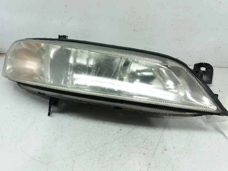 FAROL DIREITO OPEL VECTRA B