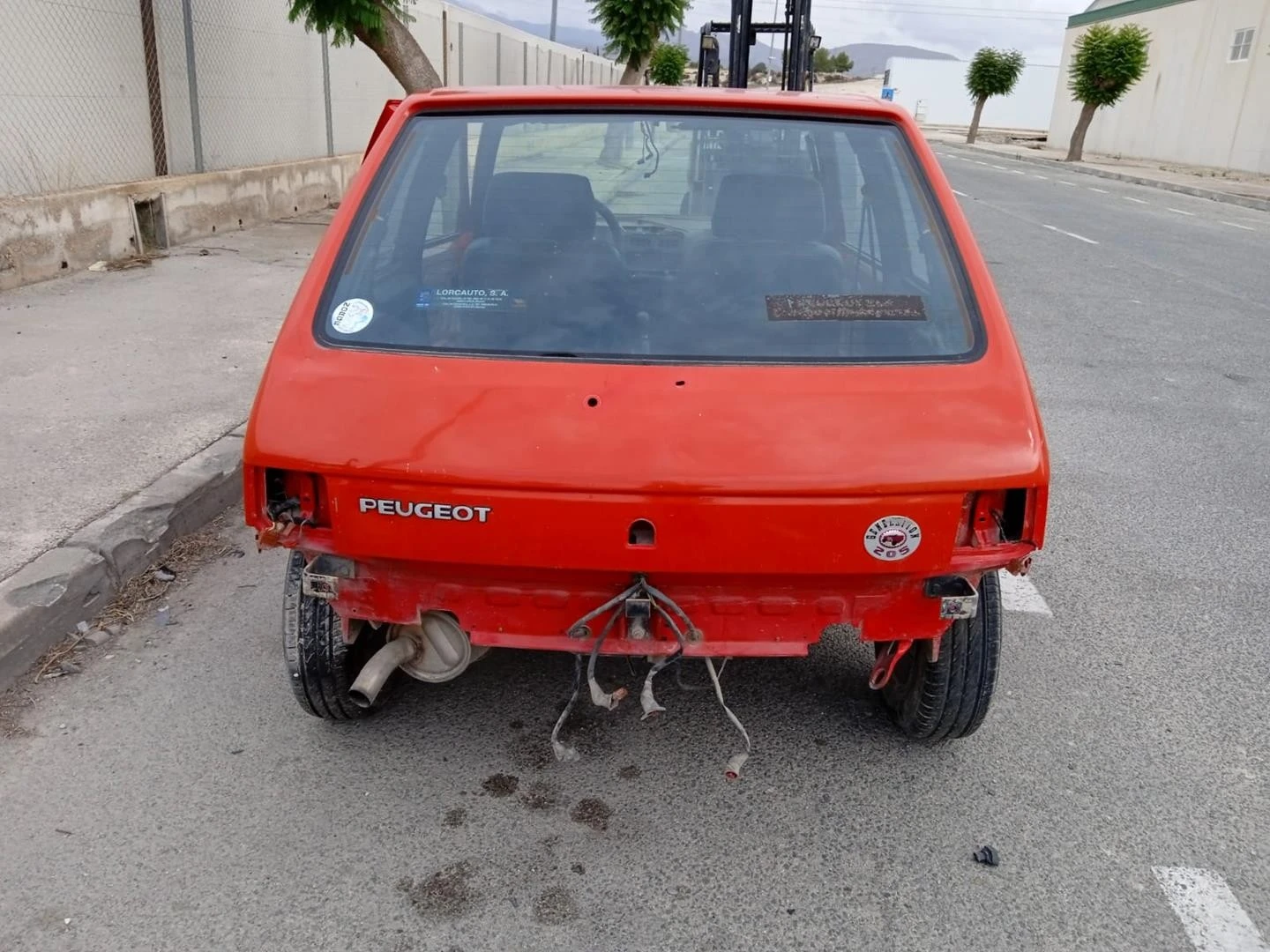 MALA TRASEIRA PEUGEOT 205 II