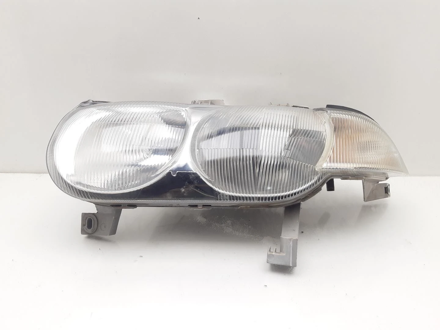 FAROL ESQUERDO ROVER 45 FASTBACK