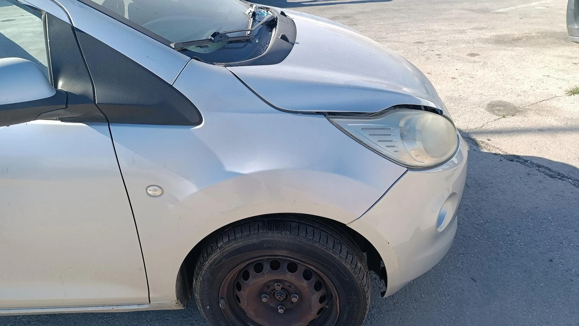 GUARDA-LAMAS FRENTE DIREITO FORD KA