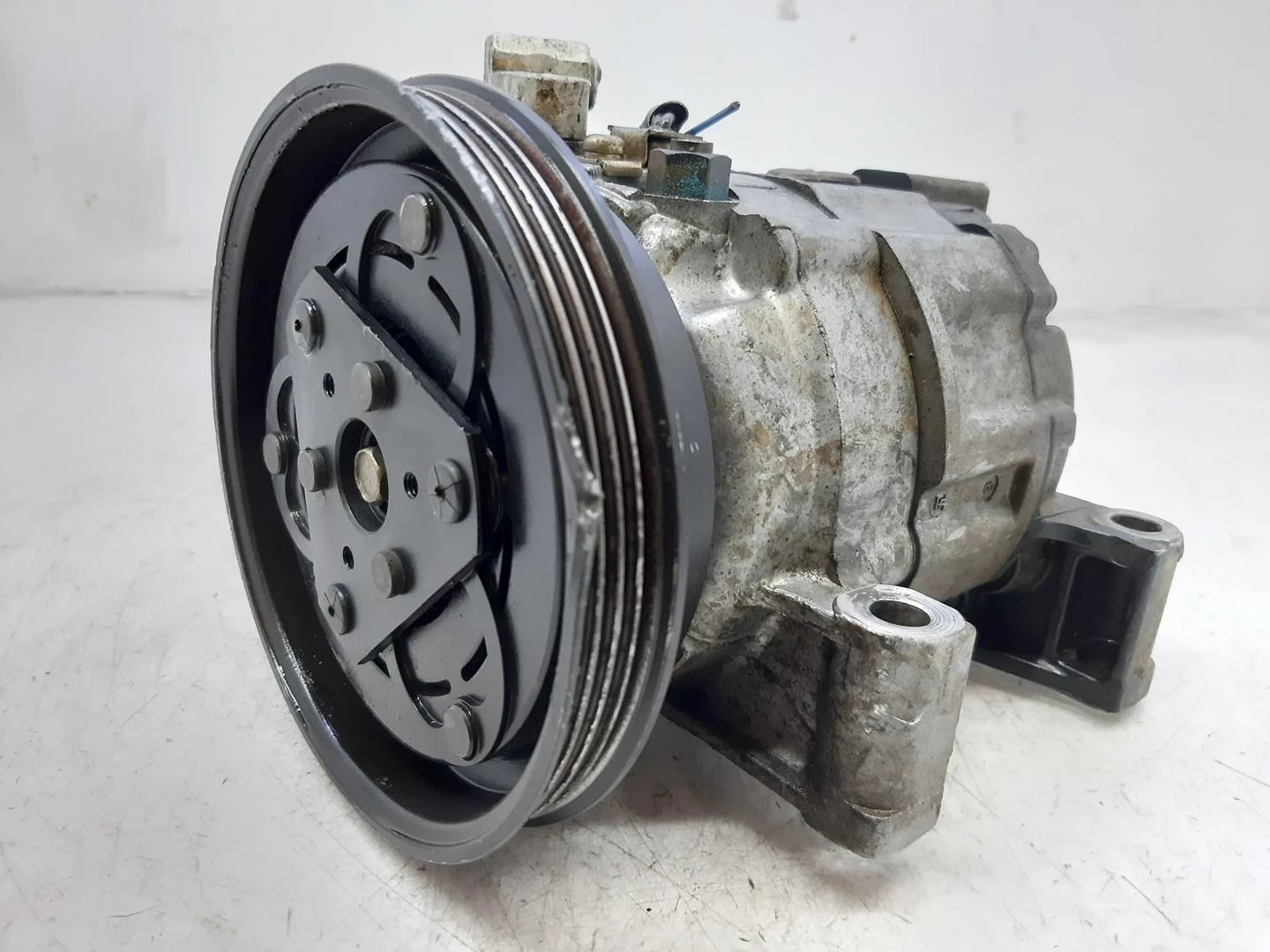 COMPRESSOR DE AR CONDICIONADO NISSAN ALMERA I