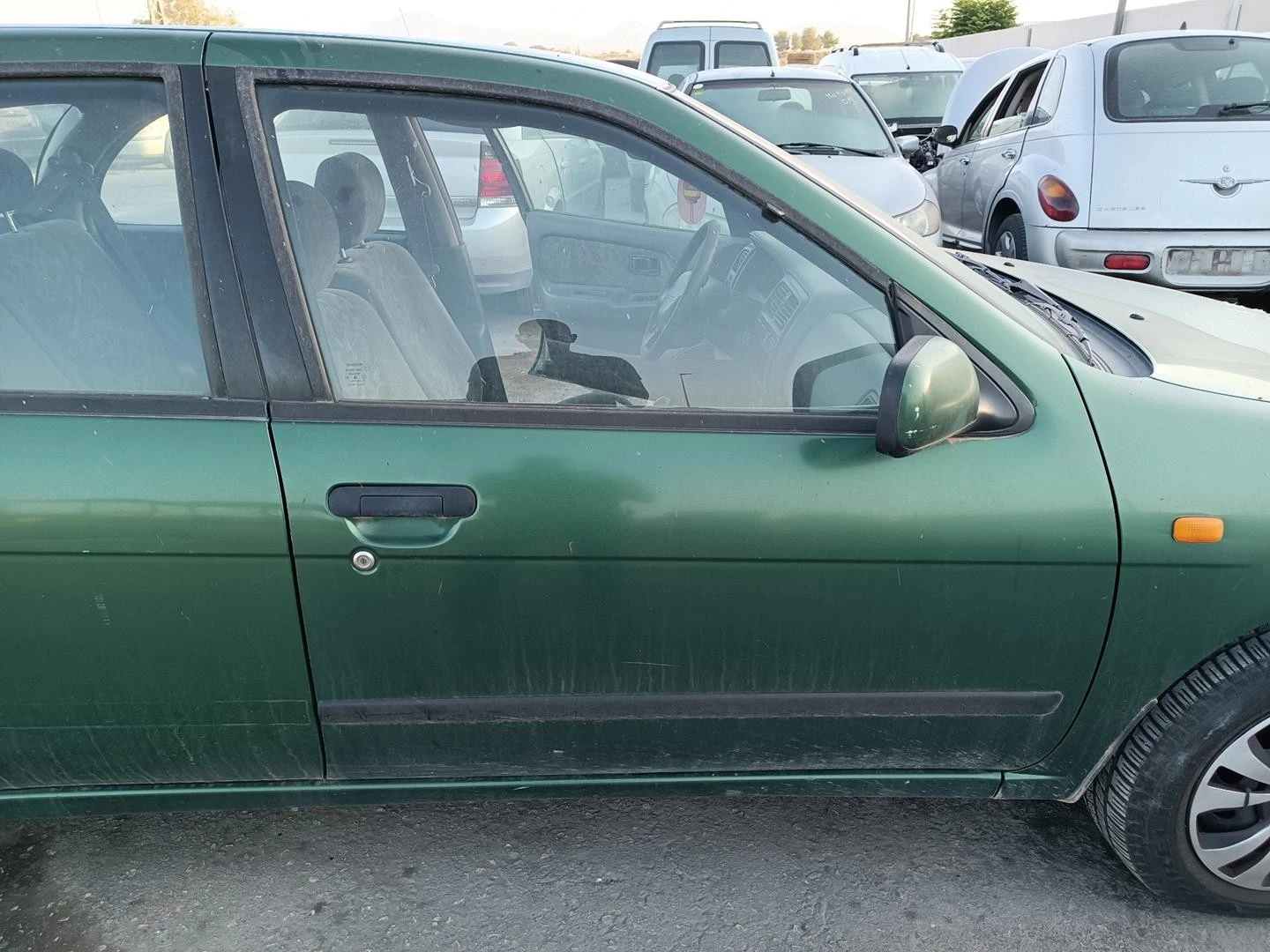 PORTA FRENTE DIREITA NISSAN ALMERA I