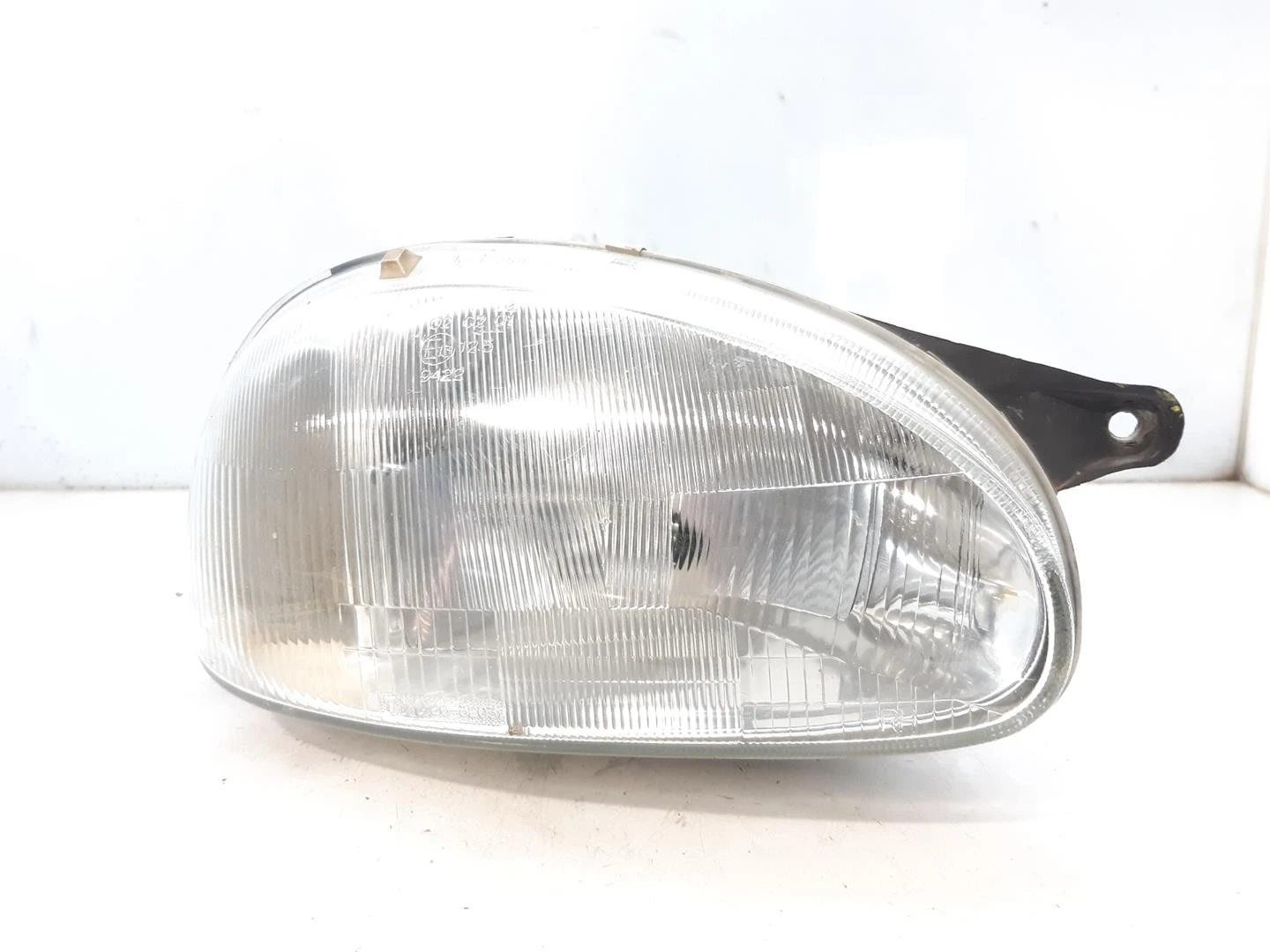 FAROL DIREITO OPEL CORSA B